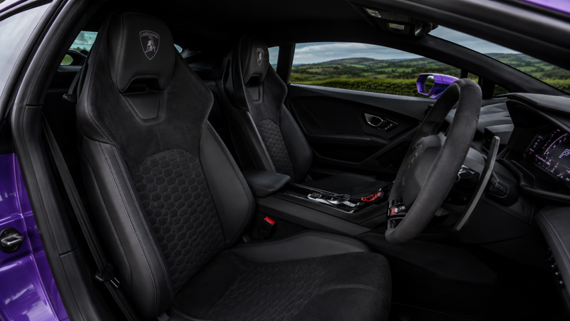 Lamborghini Huracán · Violet, Content without chaos